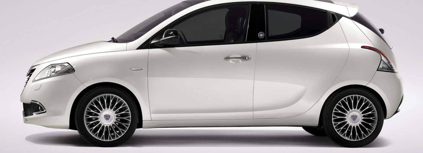 lancia_ypsilon_2012_images_1